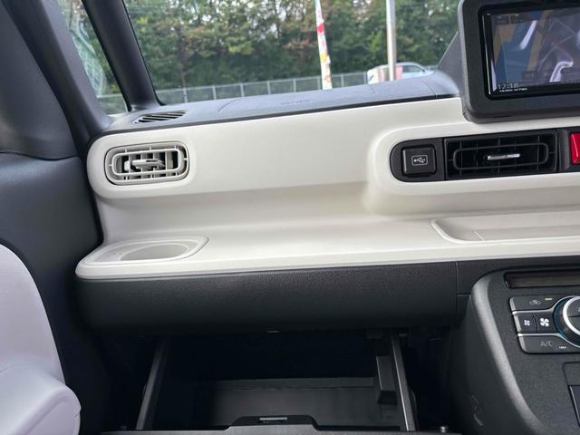 ムーヴキャンバス ストライプスＧ　届け出済み未使用車　純正ナビ・ＴＶ　メーカー保証継承付　バックカメラ　両側電動スライドドア　クリアランスソナー　レーンアシスト　衝突被害軽減システム　ＬＥＤヘッドランプ　スマートキー　シートヒーター（22枚目）
