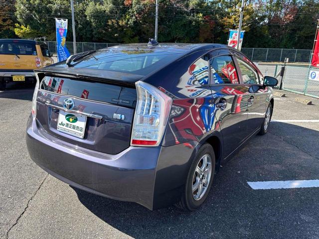 プリウス S LEDエディション ドライブレコーダー ETC バックカメラ ナビ TV アルミホイール LEDヘッドランプ ヘッドライトウォッシャー CVT スマートキー アイドリングストップ 電動格納ミラー 盗難防止システム CD(17枚目)