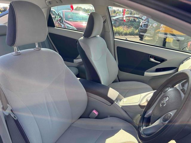 プリウス S LEDエディション ドライブレコーダー ETC バックカメラ ナビ TV アルミホイール LEDヘッドランプ ヘッドライトウォッシャー CVT スマートキー アイドリングストップ 電動格納ミラー 盗難防止システム CD(24枚目)