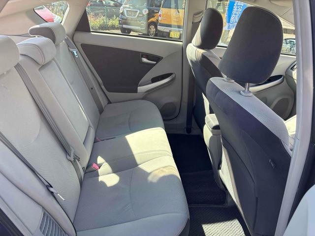 プリウス S LEDエディション ドライブレコーダー ETC バックカメラ ナビ TV アルミホイール LEDヘッドランプ ヘッドライトウォッシャー CVT スマートキー アイドリングストップ 電動格納ミラー 盗難防止システム CD(26枚目)