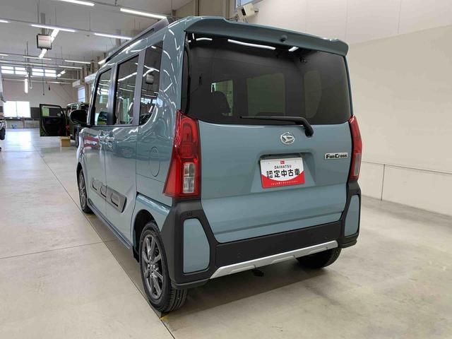 タント ファンクロス　２ＷＤ　両側電動スライドドア・ＬＥＤヘッドライト・ディスプレイオーディオ・バックカメラ・シートヒーター・スマートアシスト・アイドリングストップ・プッシュボタンスタート・オートライト・オートマチックハイビーム（12枚目）