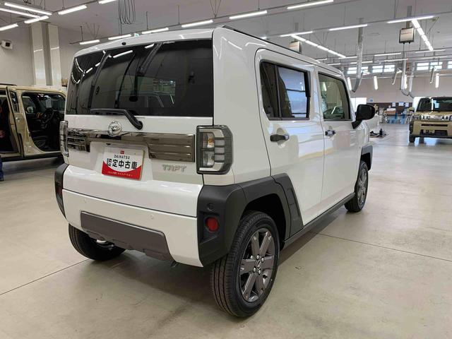 タフト Ｇ　ダーククロムベンチャー　２ＷＤ　ＬＥＤヘッドライト・バックカメラ・シートヒーター・スマートアシスト・アイドリングストップ・プッシュボタンスタート・オートライト・オートマチックハイビーム・オートエアコン・電動格納式ドアミラー（11枚目）