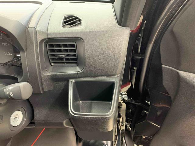 ハイゼットカーゴ DX 4WD キーレスエントリー・マニュアルエアコン・スマートアシスト・アイドリングストップ・オートライト・オートマチックハイビーム・AM,FMラジオ・両側スライドドア(27枚目)