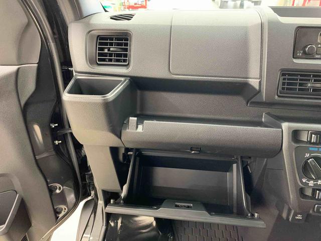 ハイゼットカーゴ DX 4WD キーレスエントリー・マニュアルエアコン・スマートアシスト・アイドリングストップ・オートライト・オートマチックハイビーム・AM,FMラジオ・両側スライドドア(28枚目)