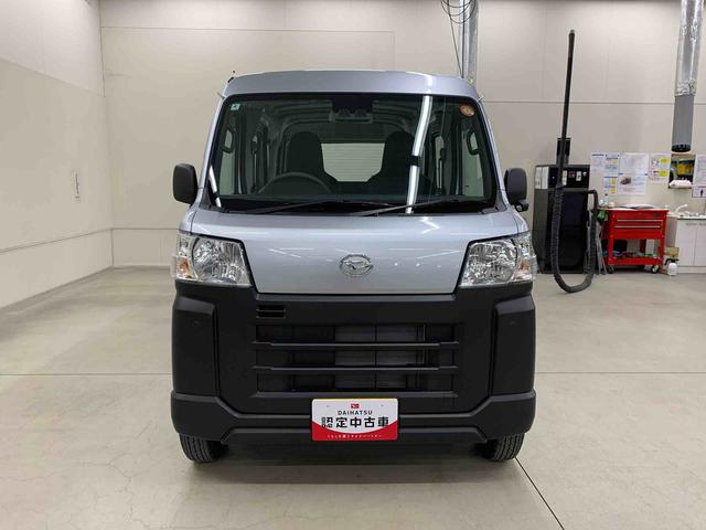 ハイゼットカーゴ スペシャル　２ＷＤ　オートライト・オートマチックハイビーム・ＡＭＦＭラジオ・キーレスエントリー・アイドリングストップ・スマートアシスト・マニュアルエアコン（5枚目）