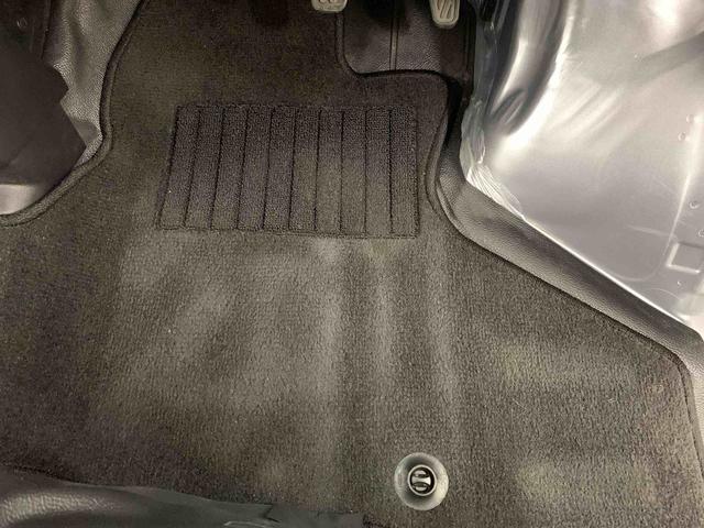 ハイゼットカーゴ スペシャル　２ＷＤ　オートライト・オートマチックハイビーム・ＡＭＦＭラジオ・キーレスエントリー・アイドリングストップ・スマートアシスト・マニュアルエアコン（35枚目）