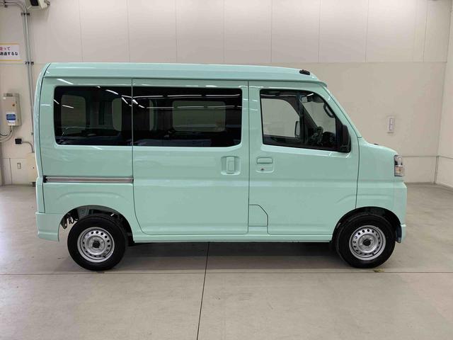 ハイゼットカーゴ ＤＸ　４ＷＤ　オートライト・オートマチックハイビーム・キーレスエントリー・アイドリングストップ・マニュアルエアコン・水平格納式リヤシート・スマートアシスト（7枚目）