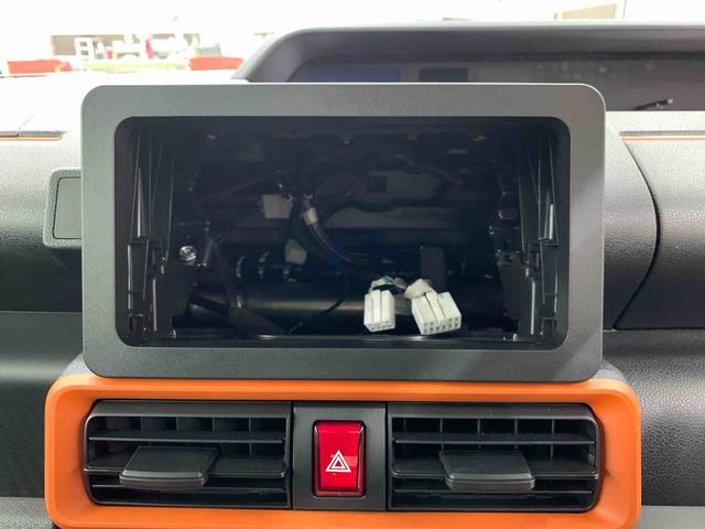 タント ファンクロス　２ＷＤ　両側電動スライドドア・ＬＥＤヘッドライト・オートライト・オートマチックハイビーム・プッシュスタートボタン・アイドリングストップ・シートヒーター・電動パーキングブレーキ・スマートアシスト（13枚目）