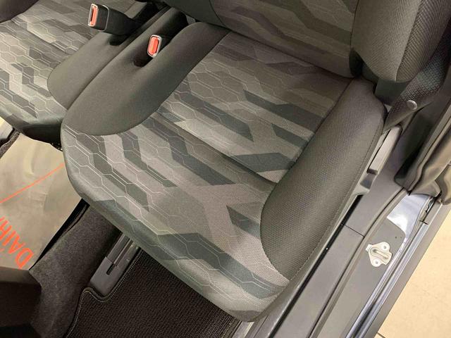 タント ファンクロス　２ＷＤ　両側電動スライドドア・ＬＥＤヘッドライト・オートライト・オートマチックハイビーム・プッシュスタートボタン・アイドリングストップ・シートヒーター・電動パーキングブレーキ・スマートアシスト（33枚目）