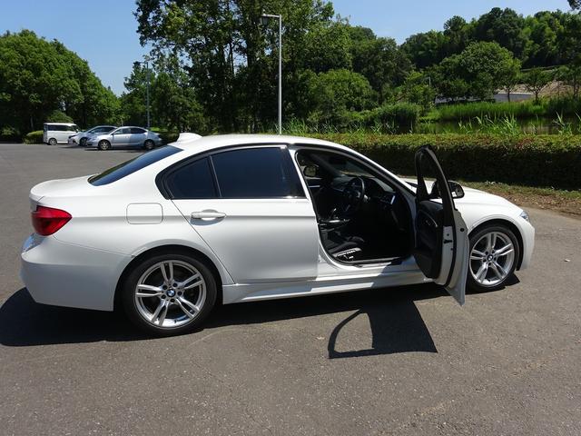 ３シリーズ ３２０ｄ　Ｍスポーツ　純正ＩドライブナビバックカメラＴＶ　パドルシフト　レーンアシスト　レーダークルーズコントロール　ＬＥＤライト　ＰＤＣ　純正１８ＡＷ　ＥＴＣ（17枚目）