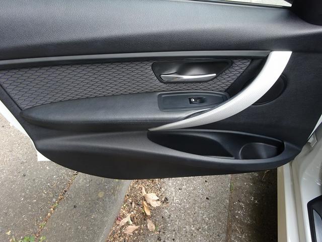 3シリーズ 320d Mスポーツ レーンアシスト バックカメラ PDC パドルシフト クルーズコントロール 純正AW ミラー一体ETC パワーシート(40枚目)