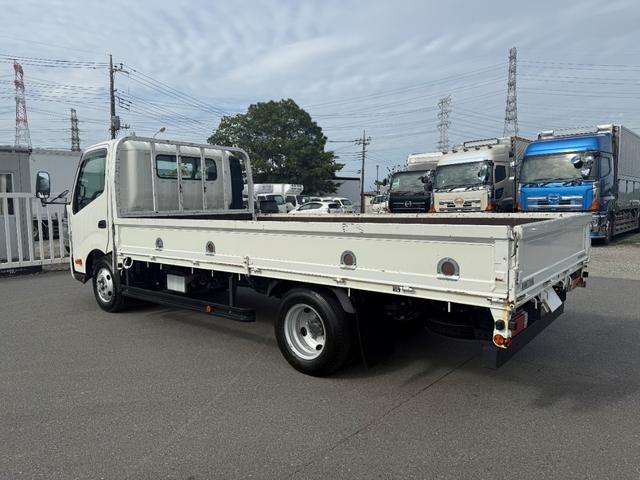 デュトロ (8枚目)