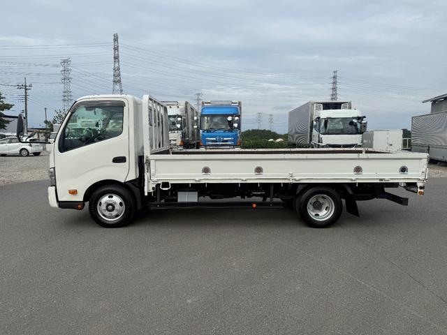 デュトロ (9枚目)