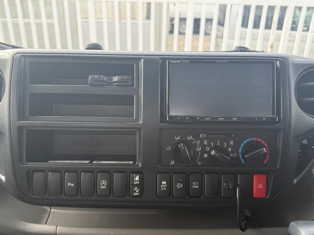 デュトロ (13枚目)