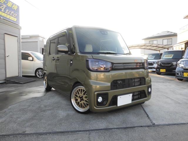 ウェイク ＧターボリミテッドＳＡＩＩＩ　ＬＥＤライト　ＬＥＤフォグランプ　ライトカバー　ボンネット　パワーチャンバー　パワードライブ　車高調　深リム１６インチアルミ　２本出しマフラー　ナビ地デジバックカメラ　ＥＴＣ　パワースライドドア（3枚目）