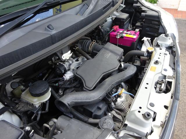 ルーミー カスタムＧ　Ｓ　禁煙車／ナビ／ＴＶ／Ｂｌｕｅｔｏｏｔｈ／バックモニター／ＥＴＣ／両側パワースライド／ドラレコ／リヤソナー／オプションスペアタイヤ（7枚目）