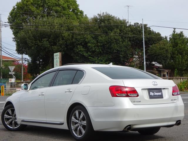 ＧＳ ＧＳ３５０　バージョンＩ　サンルーフ／レザーシート／シートエアコン＆ヒーター／ナビ／バックモニター／リアサンシェード／／ユーザー買取車両（4枚目）