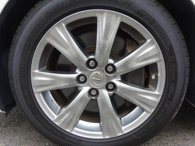 ＧＳ ＧＳ３５０　バージョンＩ　サンルーフ／レザーシート／シートエアコン＆ヒーター／ナビ／バックモニター／リアサンシェード／／ユーザー買取車両（18枚目）