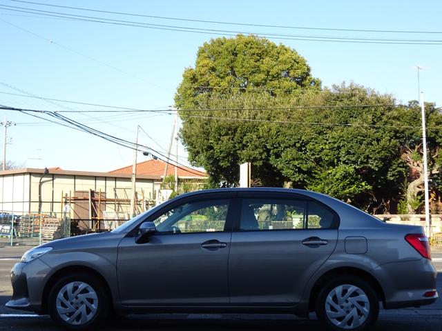 カローラアクシオ ＥＸ　５速マニュアル／１オーナー／Ｂｌｕｅｔｏｏｔｈ／ナビ／ＴＶ／衝突軽減ブレーキ／オートマチックハイビーム／レーンアシスト／プッシュスタート／オプション４スピーカー／オプションリヤワイパー／（5枚目）