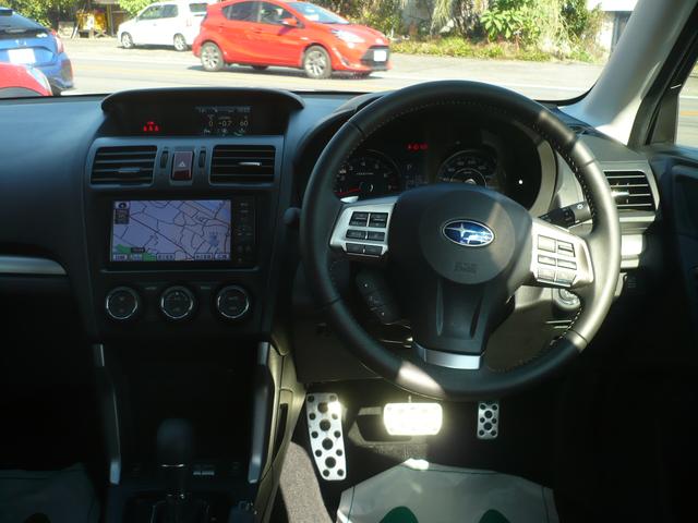 2.0XTアイサイト 4WD 革シート STI F・Rエアロ(15枚目)