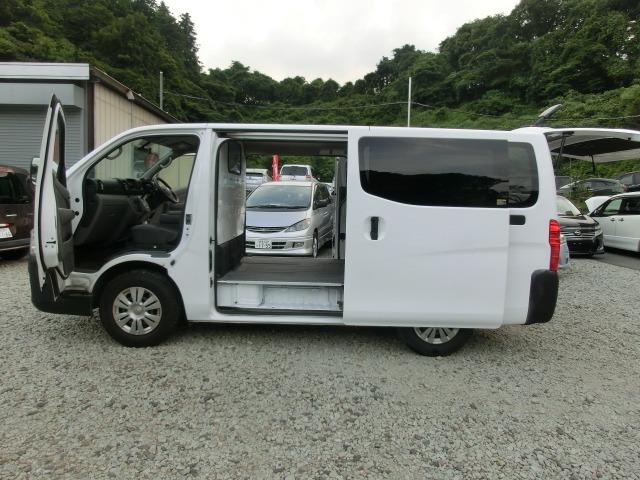 ＮＶ３５０キャラバンバン ロングＤＸ　前席パワーウィンドウ　エアバック　エアコン　ＰＳ　ＡＢＳ（25枚目）