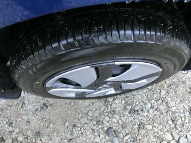 フィットハイブリッド Lパッケージ 半革 ブルートゥース AWD イモビライザー LED ナビTV キーフリー 衝突安全ボディ 1オーナー PS ETC車載器 地デジ クルーズコントロール メモリーナビ PW アイドリングストップ(12枚目)