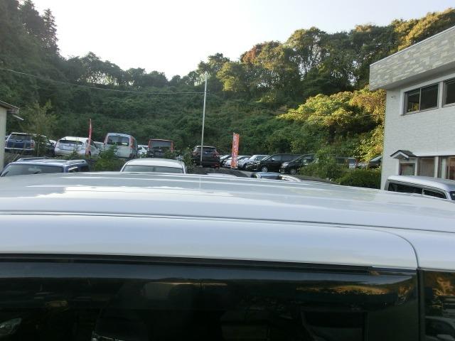 セレナ ハイウェイスター保証付き　フルフラット　衝突安全ボディ　ダブルエアコン　スマートキー＆プッシュスタート　ベンチシート　メモリーナビゲーション　ＬＥＤ　キーレス　ナビＴＶ　横滑防止装置　ＥＴＣ車載器　ダブルエアバック　３列シート（8枚目）