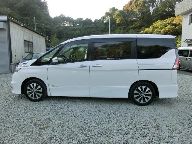 セレナ ハイウェイスター保証付き　フルフラット　衝突安全ボディ　ダブルエアコン　スマートキー＆プッシュスタート　ベンチシート　メモリーナビゲーション　ＬＥＤ　キーレス　ナビＴＶ　横滑防止装置　ＥＴＣ車載器　ダブルエアバック　３列シート（15枚目）