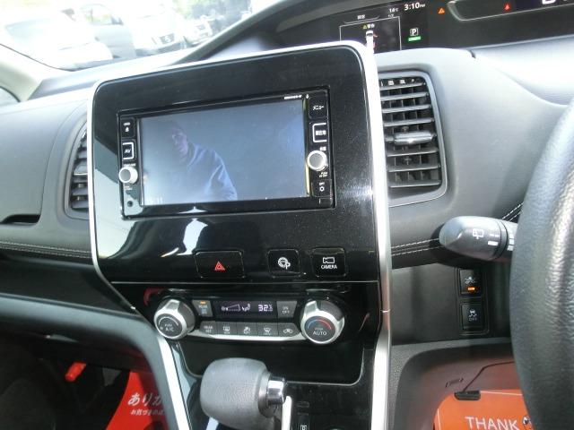 セレナ ハイウェイスター保証付き　フルフラット　衝突安全ボディ　ダブルエアコン　スマートキー＆プッシュスタート　ベンチシート　メモリーナビゲーション　ＬＥＤ　キーレス　ナビＴＶ　横滑防止装置　ＥＴＣ車載器　ダブルエアバック　３列シート（42枚目）