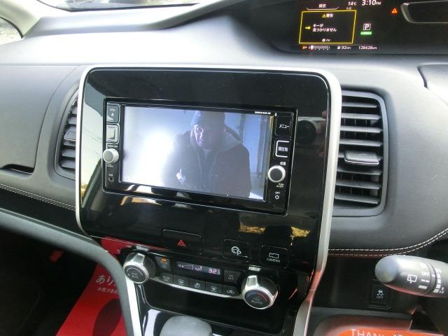 セレナ ハイウェイスター保証付き　フルフラット　衝突安全ボディ　ダブルエアコン　スマートキー＆プッシュスタート　ベンチシート　メモリーナビゲーション　ＬＥＤ　キーレス　ナビＴＶ　横滑防止装置　ＥＴＣ車載器　ダブルエアバック　３列シート（43枚目）