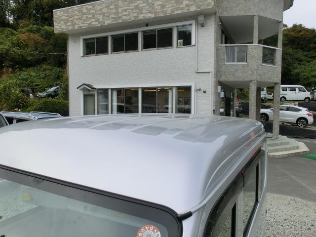 エブリイ PA パートタイム4WD 5MT 保証付き タイミングチェーン PS Wエアバック エアコン ABS 衝突安全ボディ(7枚目)