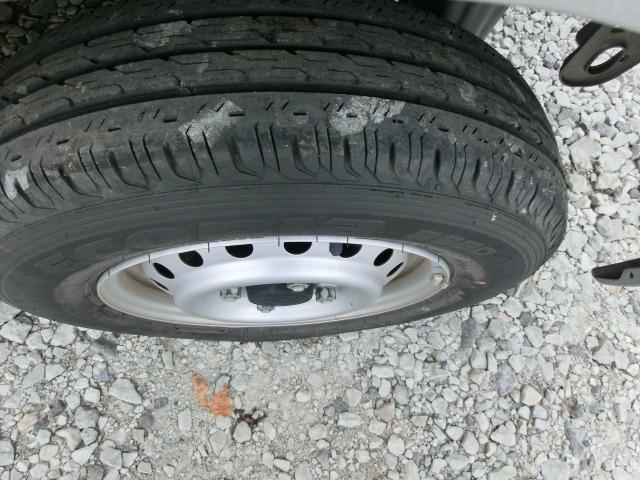 エブリイ PA パートタイム4WD 5MT 保証付き タイミングチェーン PS Wエアバック エアコン ABS 衝突安全ボディ(14枚目)