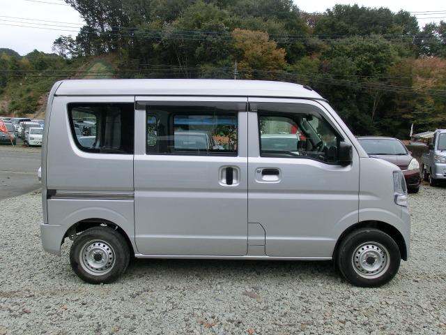 エブリイ PA パートタイム4WD 5MT 保証付き タイミングチェーン PS Wエアバック エアコン ABS 衝突安全ボディ(21枚目)