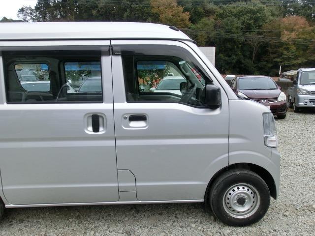 エブリイ PA パートタイム4WD 5MT 保証付き タイミングチェーン PS Wエアバック エアコン ABS 衝突安全ボディ(23枚目)