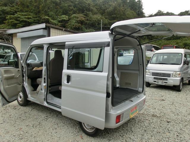 エブリイ PA パートタイム4WD 5MT 保証付き タイミングチェーン PS Wエアバック エアコン ABS 衝突安全ボディ(25枚目)