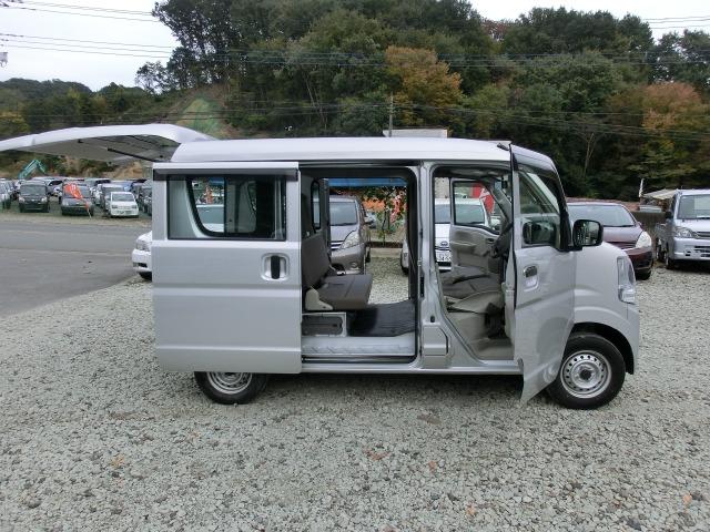 エブリイ PA パートタイム4WD 5MT 保証付き タイミングチェーン PS Wエアバック エアコン ABS 衝突安全ボディ(28枚目)