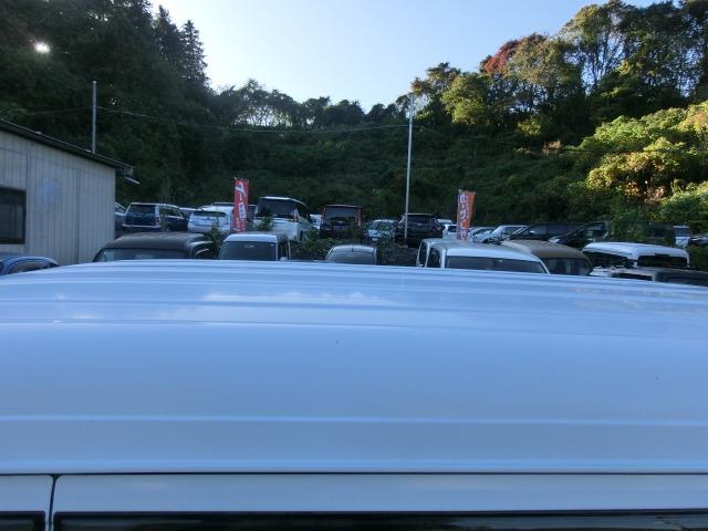 NV100クリッパーバン DX パートタイム4WD 保証付き キーレス ABS パワステ付き 運転席エアバック エアコン(9枚目)