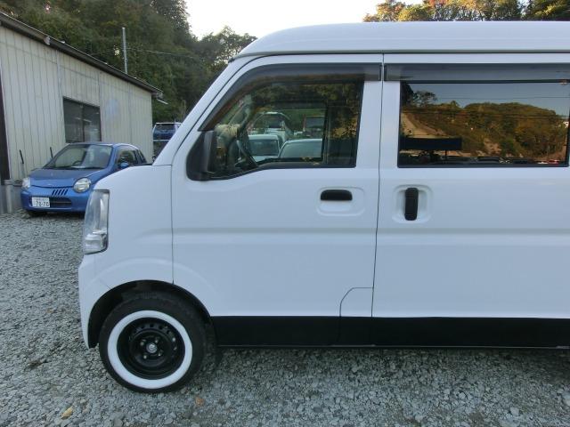 NV100クリッパーバン DX パートタイム4WD 保証付き キーレス ABS パワステ付き 運転席エアバック エアコン(17枚目)