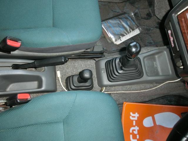 ジムニー ランドベンチャーパートタイム4WD 保証付き 前席パワーウインドウ 助手席エアバック AW 運転席エアバッグ ターボ キーレス付 PS ABS付(36枚目)