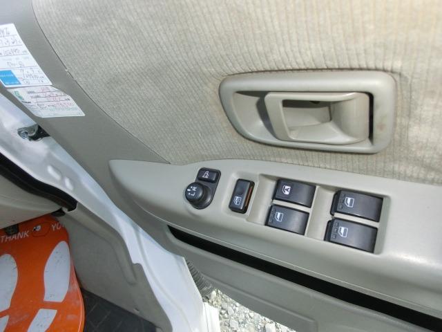 アトレーワゴン カスタムターボＲ　４ＷＤ　保証付き　パワステ　盗難防止システム　ＡＡＣ　Ｗエアバック　キーレスエントリー　ベンチシート　衝突安全ボディ　ＡＢＳ　エアバッグ　パワーウィンドゥ（38枚目）