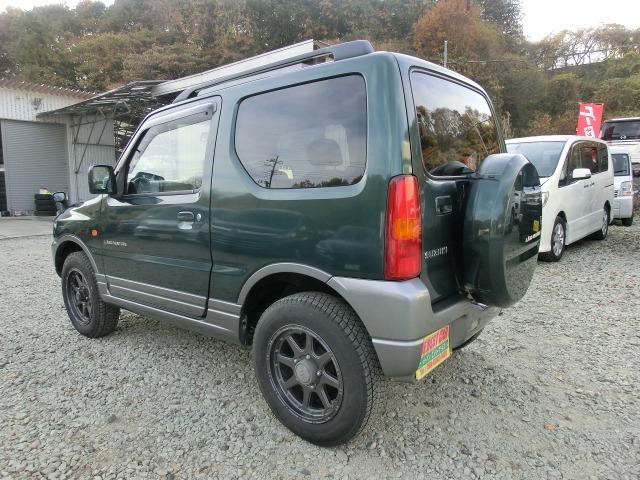 ジムニー ランドベンチャーパートタイム４ＷＤ　保証付き　前席パワーウインドウ　助手席エアバック　運転席エアバッグ　革シート　ＰＳ　衝突安全ボディ　ＡＢＳ付　シートヒータ　ＥＴＣ　ＡＴエアコン　４ＷＤ車　ターボー（18枚目）
