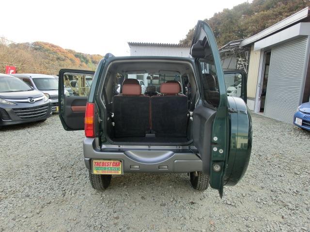 ジムニー ランドベンチャーパートタイム４ＷＤ　保証付き　前席パワーウインドウ　助手席エアバック　運転席エアバッグ　革シート　ＰＳ　衝突安全ボディ　ＡＢＳ付　シートヒータ　ＥＴＣ　ＡＴエアコン　４ＷＤ車　ターボー（26枚目）