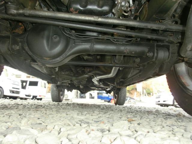 ジムニー ランドベンチャーパートタイム４ＷＤ　保証付き　前席パワーウインドウ　助手席エアバック　運転席エアバッグ　革シート　ＰＳ　衝突安全ボディ　ＡＢＳ付　シートヒータ　ＥＴＣ　ＡＴエアコン　４ＷＤ車　ターボー（42枚目）