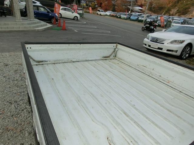 キャリイトラック ＦＣ　５ＭＴ　２ＷＤ　保証付き　エアコンパワステ　パワーステアリング（24枚目）