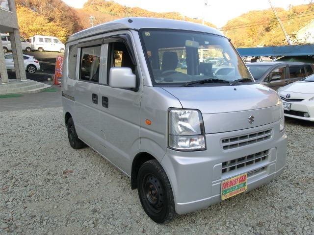 エブリイ ジョインターボ　イモビライザー　１オーナー車　オートエアコン　パワーウィンドゥ　運転席助手席エアバック　フルタイム４ＷＤ　ターボ　運転席エアバッグ　パワーステアリング　衝突安全ボディ　ＡＢＳ　ワイヤレスキー（3枚目）