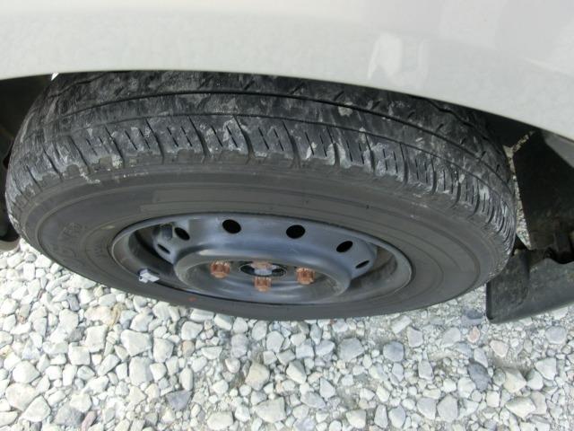 エブリイ ジョインターボ　イモビライザー　１オーナー車　オートエアコン　パワーウィンドゥ　運転席助手席エアバック　フルタイム４ＷＤ　ターボ　運転席エアバッグ　パワーステアリング　衝突安全ボディ　ＡＢＳ　ワイヤレスキー（13枚目）