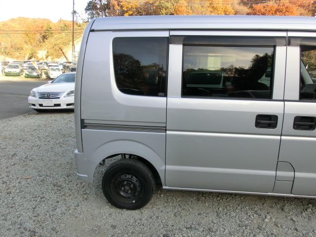 エブリイ ジョインターボ　イモビライザー　１オーナー車　オートエアコン　パワーウィンドゥ　運転席助手席エアバック　フルタイム４ＷＤ　ターボ　運転席エアバッグ　パワーステアリング　衝突安全ボディ　ＡＢＳ　ワイヤレスキー（22枚目）