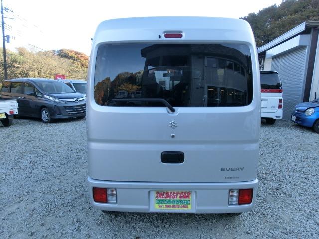 エブリイ ＰＡリミテッド　盗難防止　衝撃安全ボディー　フロントパワーウインドウ　キーレスキー　助手席エアバック　エアバック　パワステ　ＡＣ　４ＷＤ車　横滑り防止　ＡＢＳ　オートライト（19枚目）