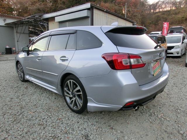 レヴォーグ １．６ＧＴ－Ｓアイサイト　４ＷＤ　ターボ　保証付き　後カメラ　ＥＴＣ装備　Ｐシート　レーンキープＡ　横滑防止装置　ＵＳＢポート　軽減ブレーキ　アクセスキー　Ｂｌｕｅｔｏｏｔｈ対応　地デジＴＶ　フルオートエアコン　ナビＴＶ　イモビライザー（18枚目）