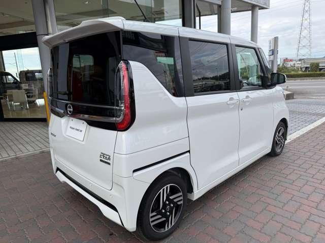 ルークス 660 ハイウェイスターX プロパイロット エディション 両側オートスライドドア・アラウンドビュー 左右パワースライドドア アイドリング イモビ パノラマモニター 助手席エアバッグ 衝突軽減ブレーキ PW ナビ&TV 1セグ LDW スマートキー ETC バックカメラ PS AAC メモリーナビ(2枚目)